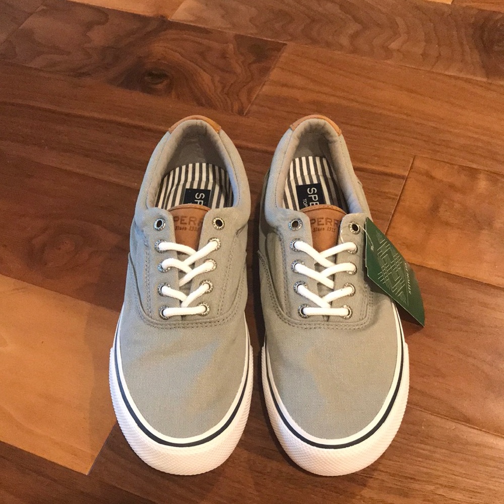 Men’s Sperry shoes